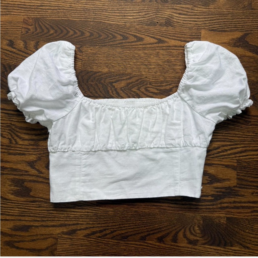 Aritzia White Puff Sleeve Crop Blouse
